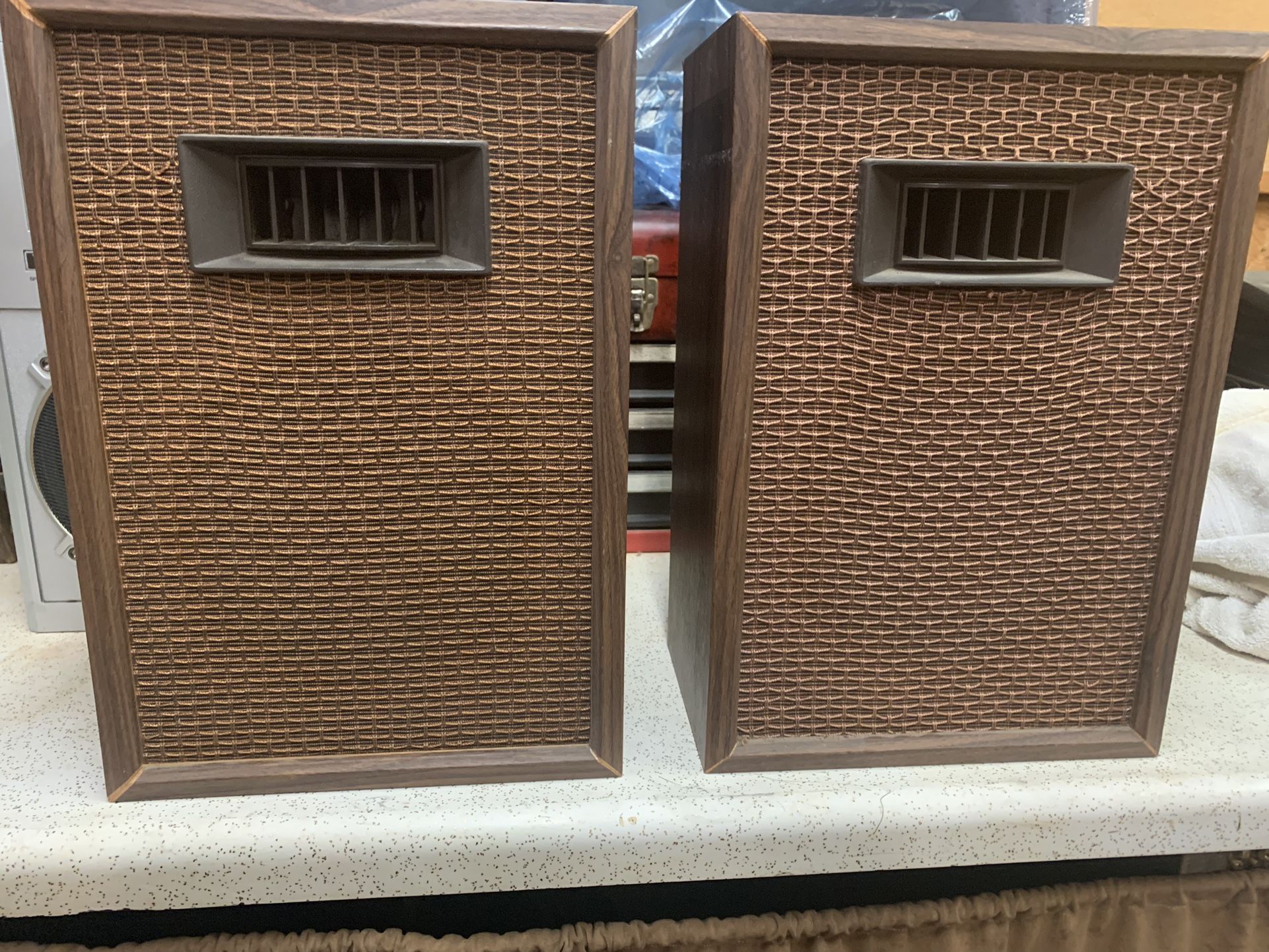 Sound Design Model 620 Speakers (2x)