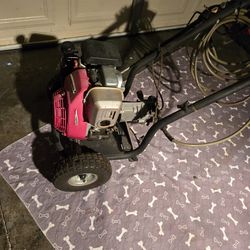 HONDA 6,0 HP PRESSURE WASHER 2700PSI RUNS GOOD WILL SEND VIDEO