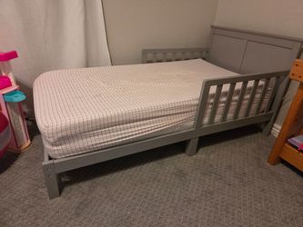 Dream On Me Brookside Toddler Bed