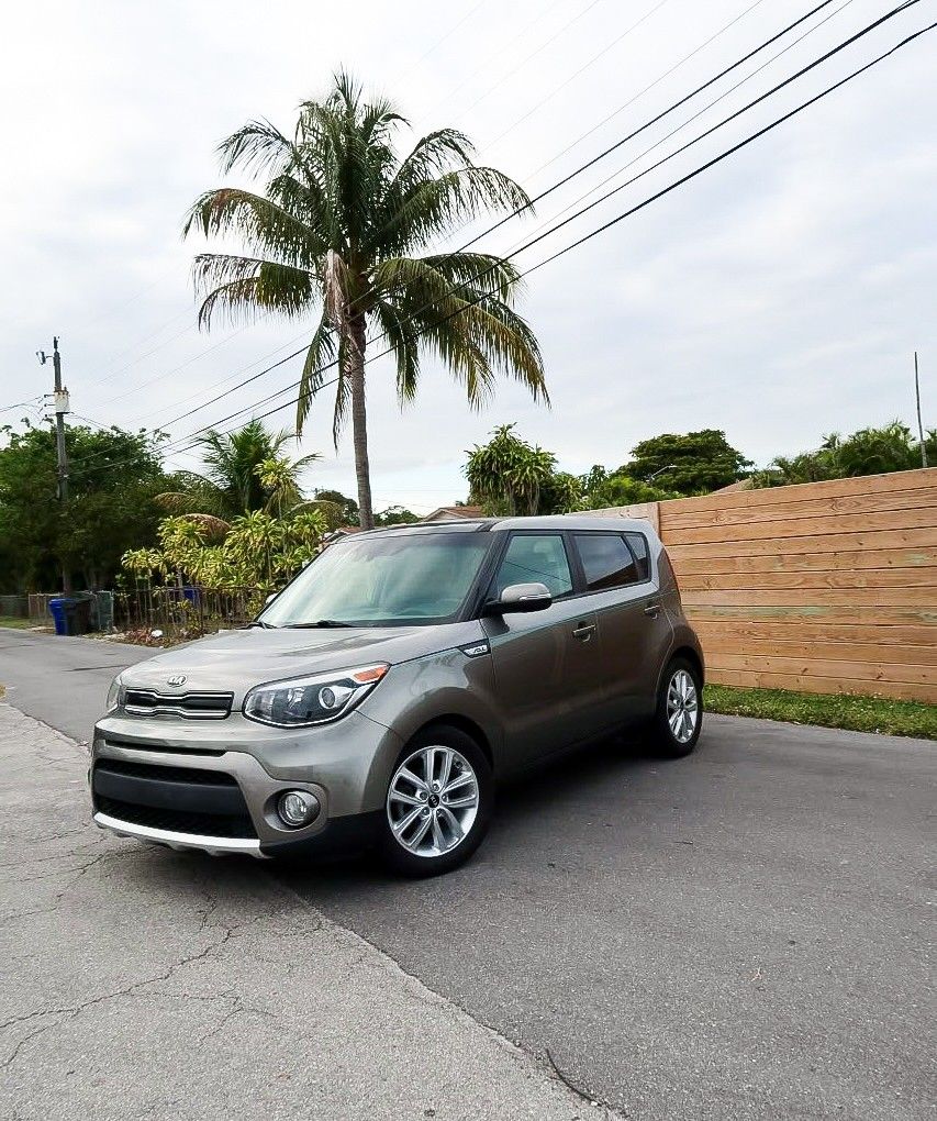 2017 KIA Soul