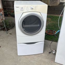 Clothes Dryer 