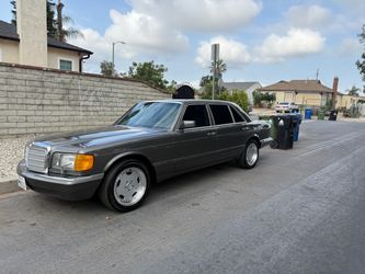 1989 Mercedes-Benz 420