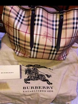 BURBERRY  Tote purse
