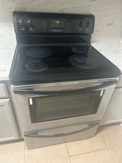 Frigidaire Glass top electric stove OBO