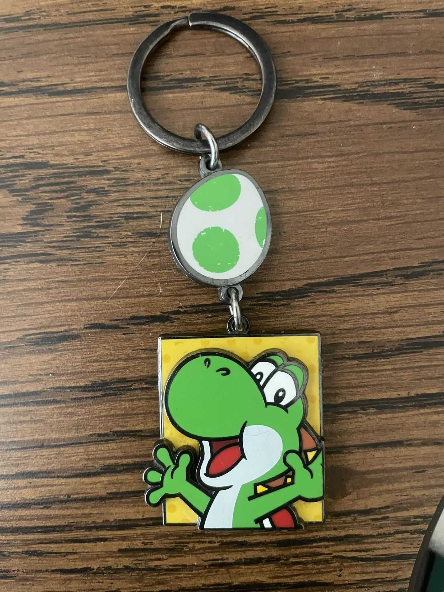 Super Mario Keychain