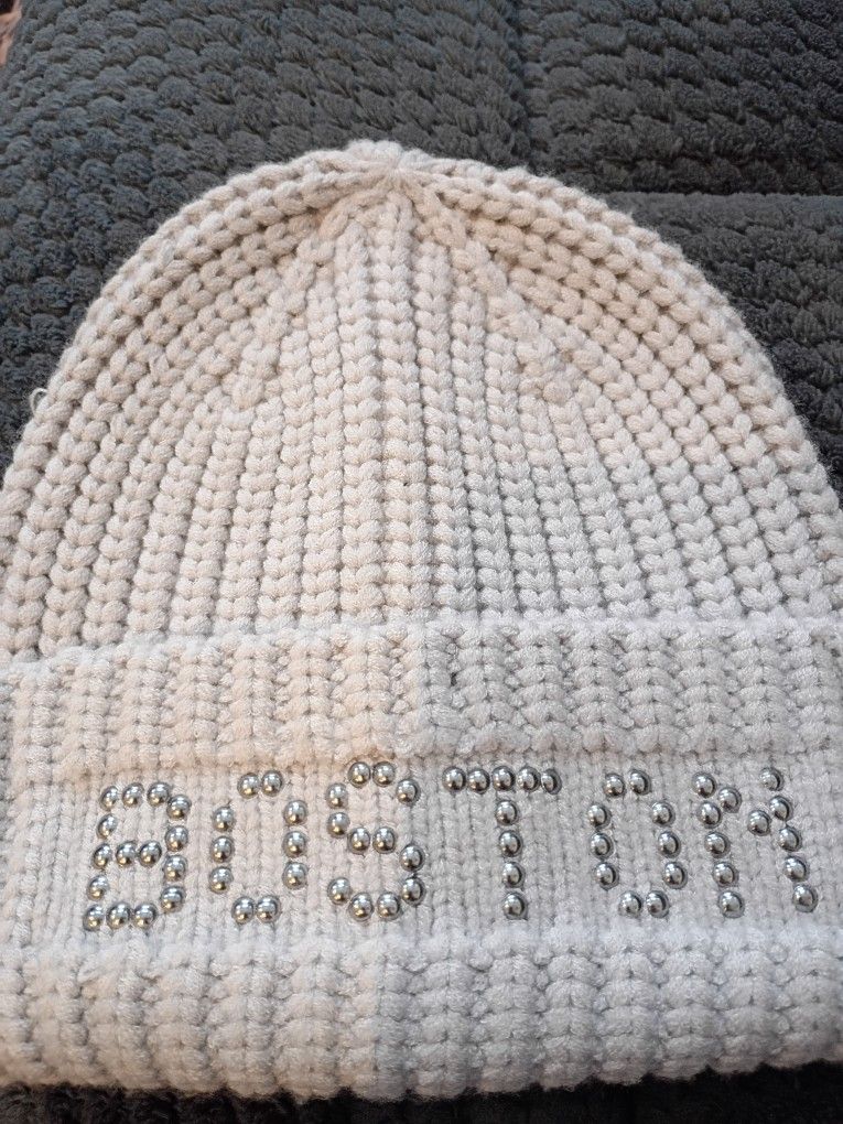Woman's Winter Hat
