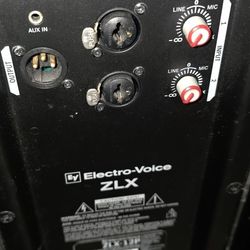 Electro Voice Zlx 12p Professional Powered Speakers