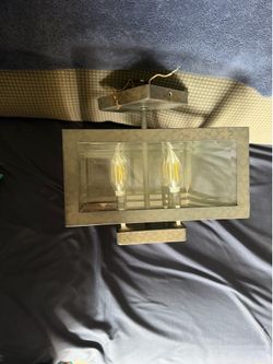 Light fixture
