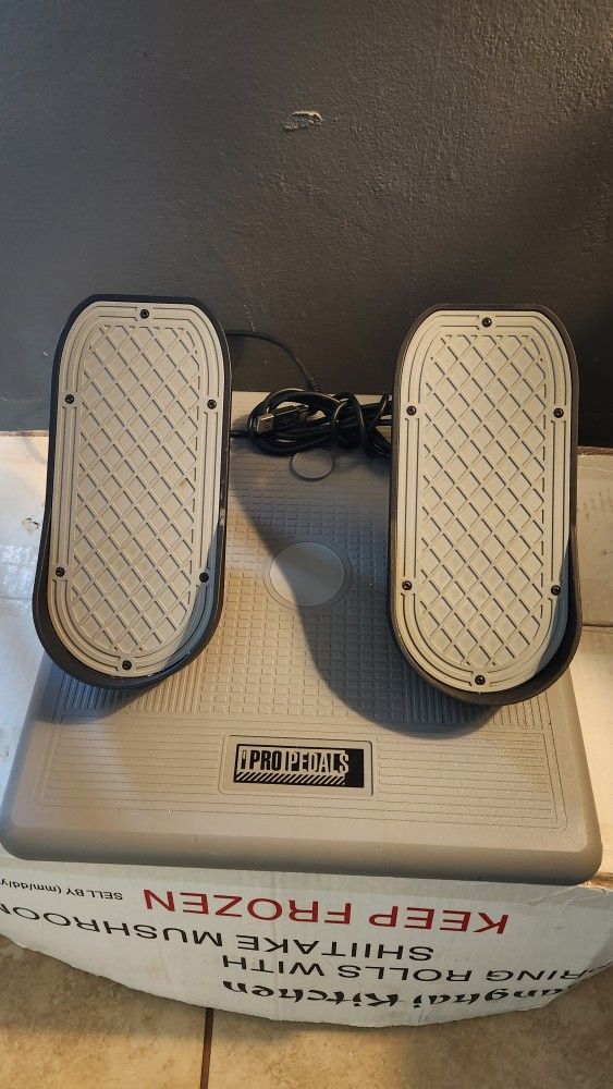 CH Products Pro Pedals Rudder USB Flight Driving PP99USB/PC