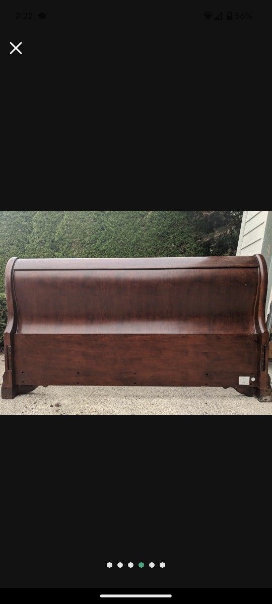 Free - Queen frame with box spring