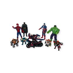 Marvel Superheroes and Robots