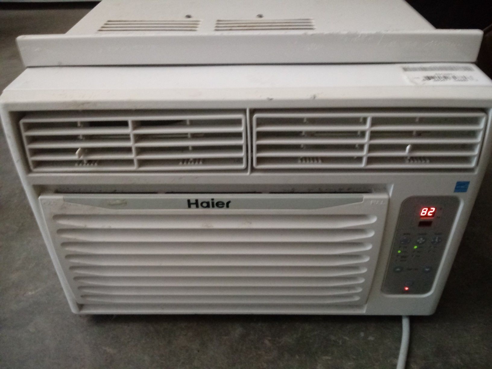 Haier Window AC 6000 BTU *Tested! Works!*