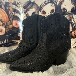 Womens Size 6.5 Boots