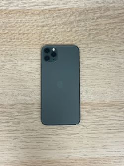 iPhone 11 Pro Max - Unlocked - 256GB 