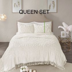 Light Weight Coverlet Set