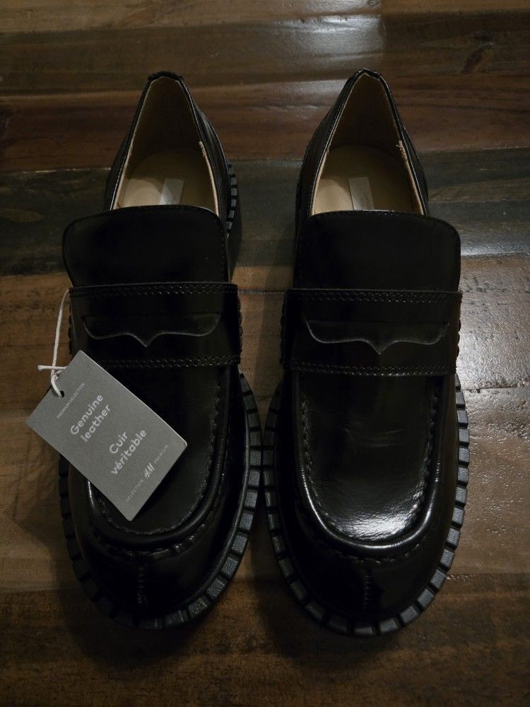 Womens H&M Black Loafers with Chunky Platform Sole