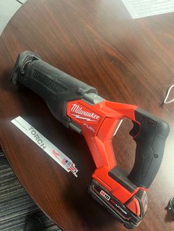 Milwaukee fuel saw zall M18
