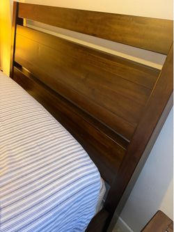 Queen Bedroom Set