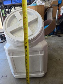 Dog food storage