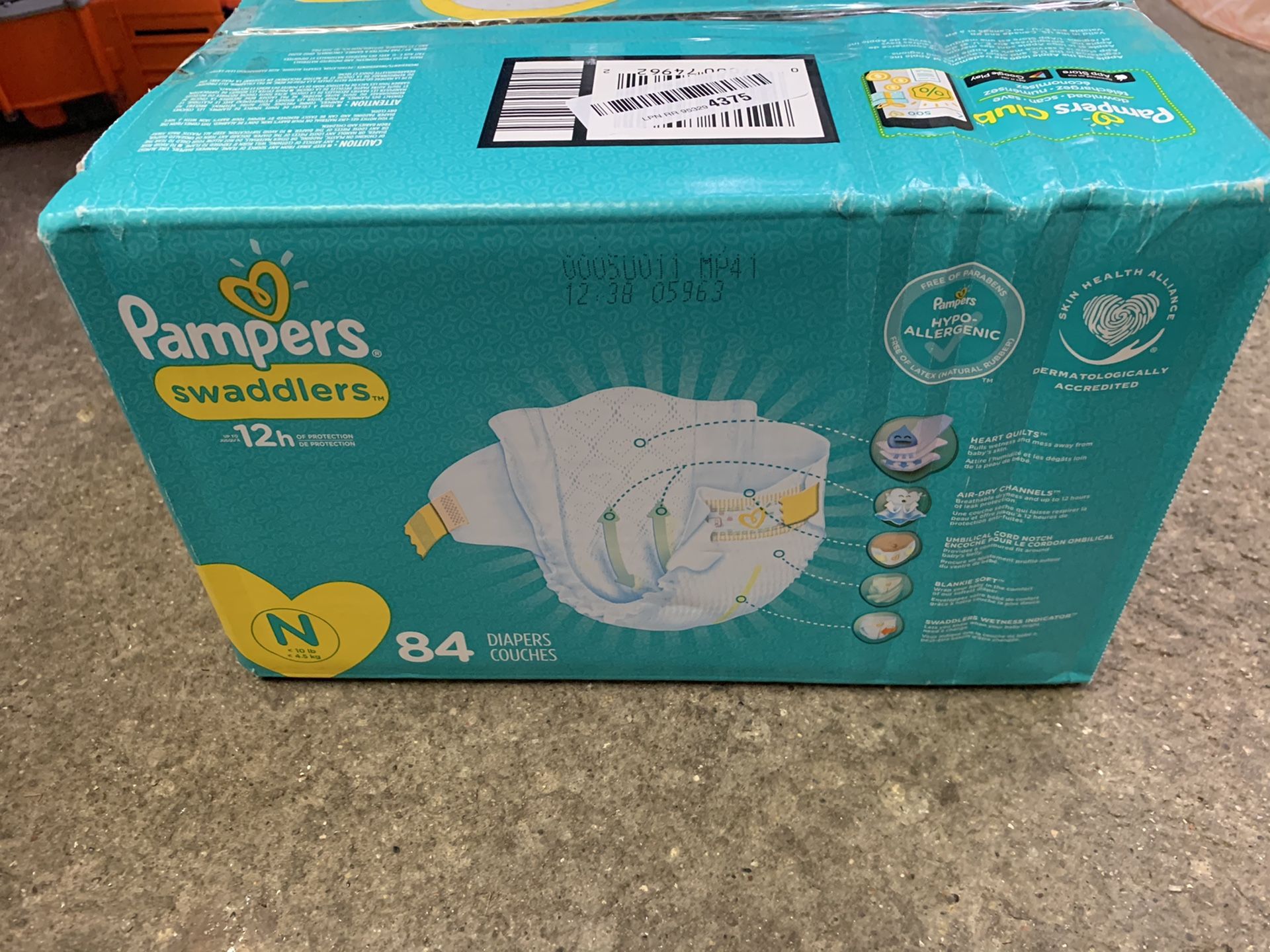 Pampers swaddles diapers Size N 84 ct
