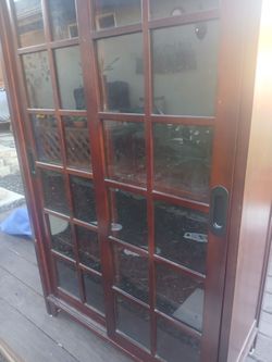 Cabinet With Sliding Doors