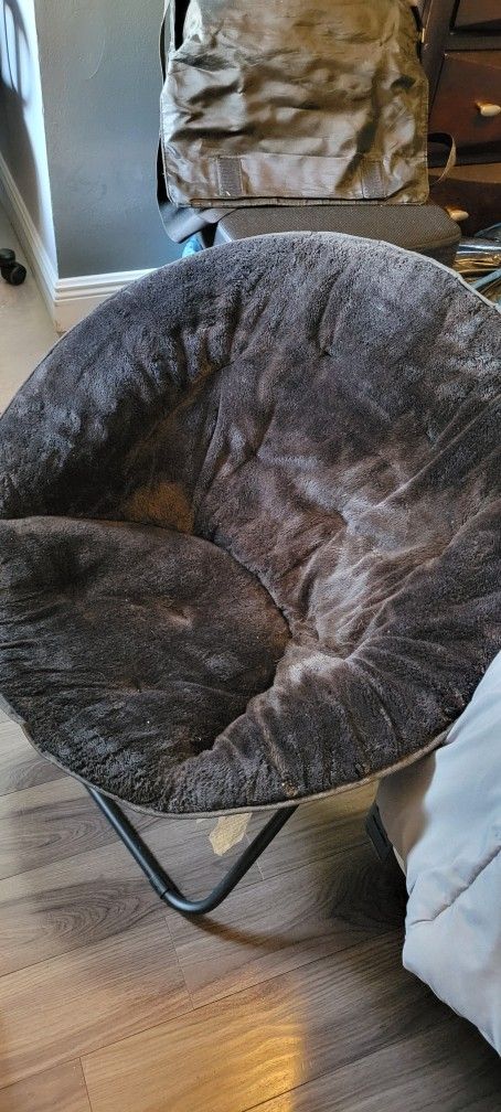 Plush Saucer Chair-Black