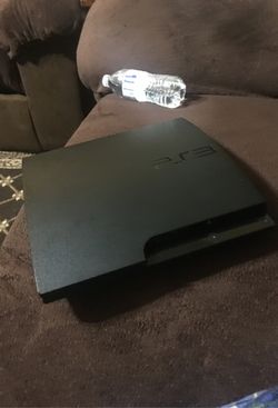 Ps3 use for 1 year still clean 1 tb good Condition (no wires,no controls)