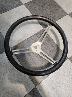 Classic Steering Wheel & Hub