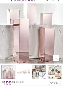 Rose Gold Mirror Finish Acrylic Pedestal
