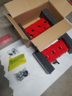 New Aluminum Valve Cover with Gaskets