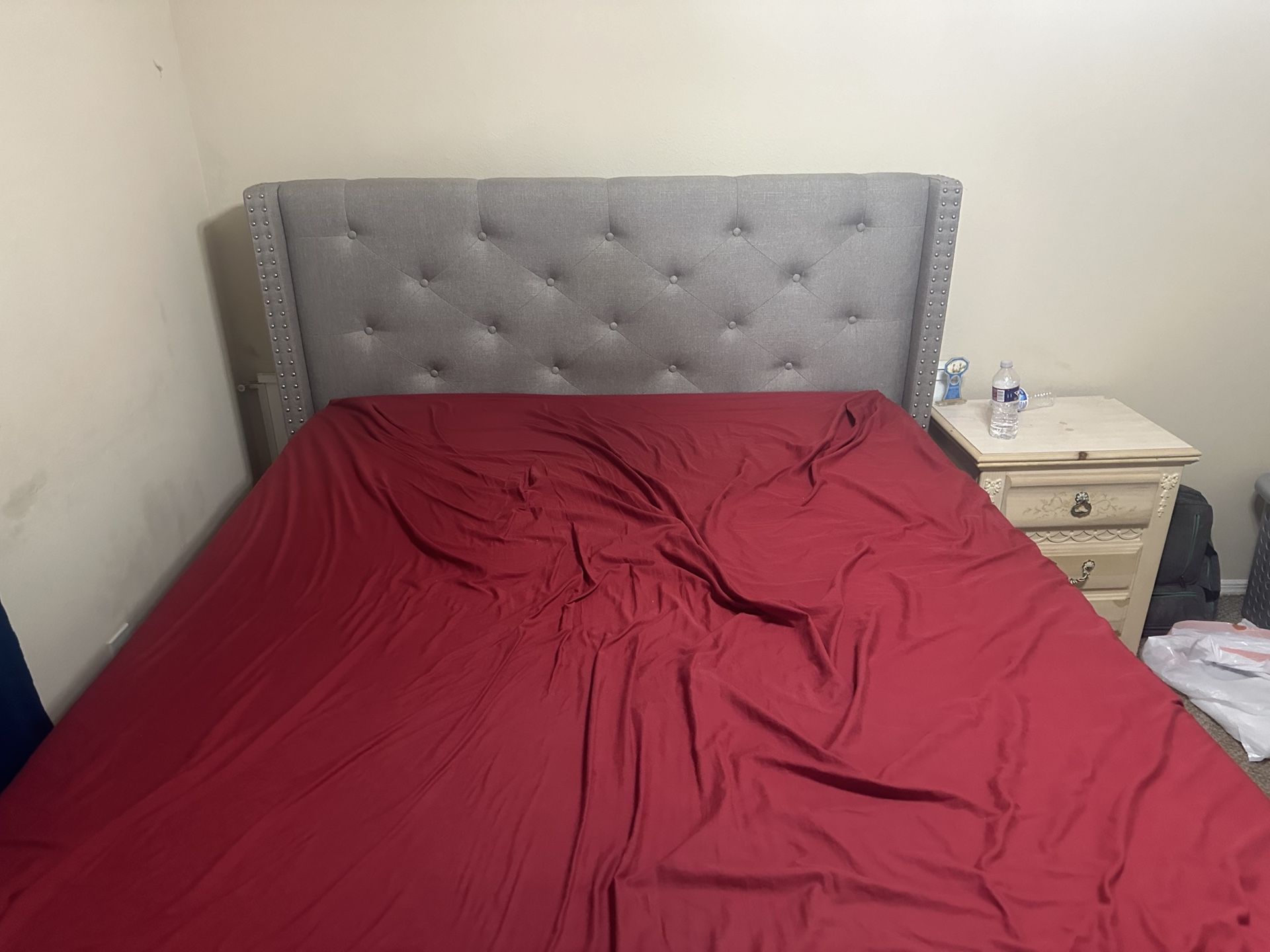 Full Bed Frame And Mattress 