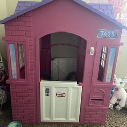 Little Tikes Girl playhouse 