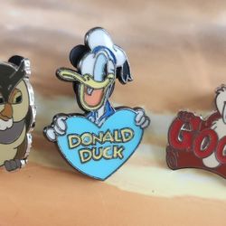 N. Peoria Disney 3 Trading Pins Bambi Friend Owl 2019 Donald Duck Heart 2018 Chip Hidden Mickey 2011 Please Read Description For Pick Up Location Op