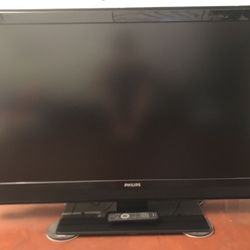 Philips LCD TV 47” and Wall Mount