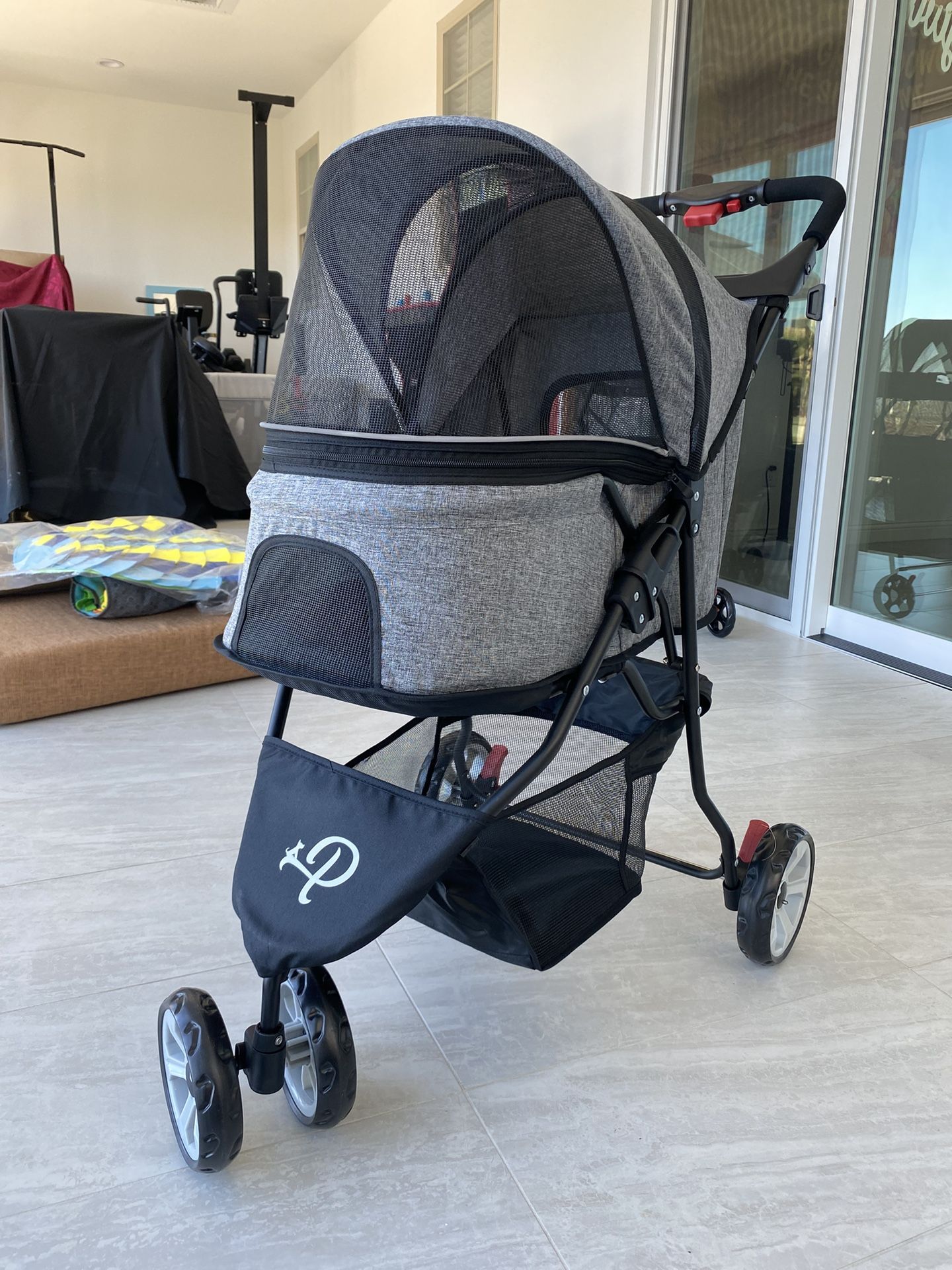 Petique Glacier Pet Stroller For Dogs, Cats, Small Animals Up To 45 Pounds