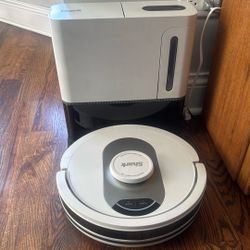 Shark AI Robot Vacuum with Self Empty Base and Laser Navigation