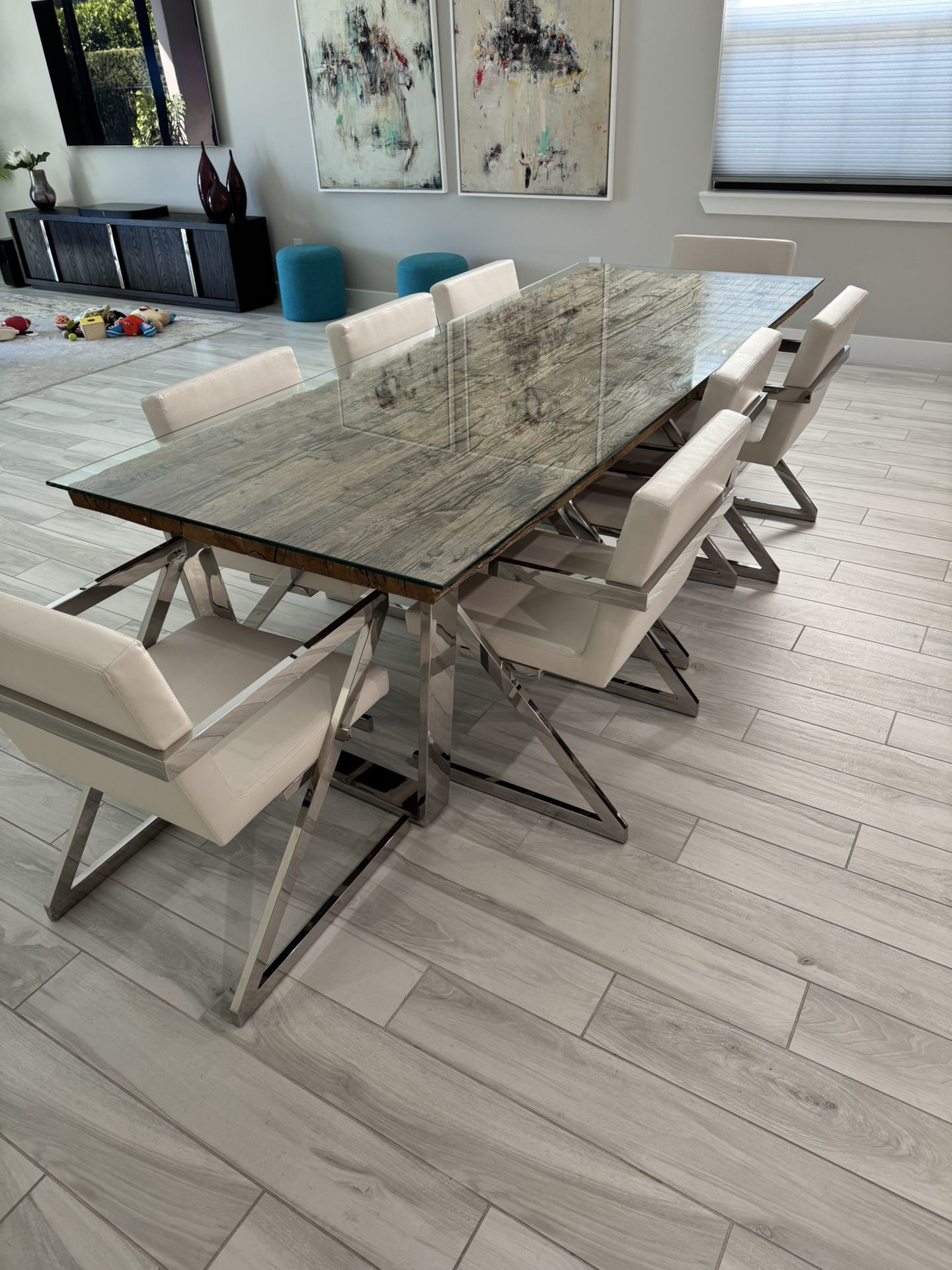 Modani dining table w/ 8 chairs