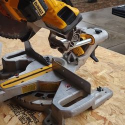 DeWalt Cordless Miter Saw