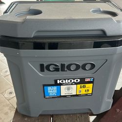 Igloo latitude cooler