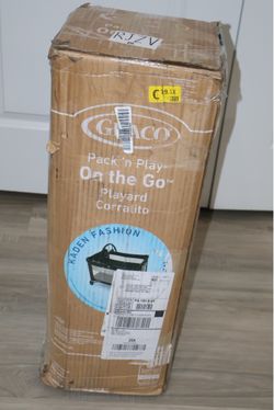 Graco Pack ’n Play On The Go Playard Kaden Baby Travel Crib Open Box