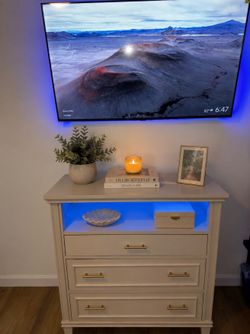 Cream 3-Drawer Dresser with LED Light Shelf