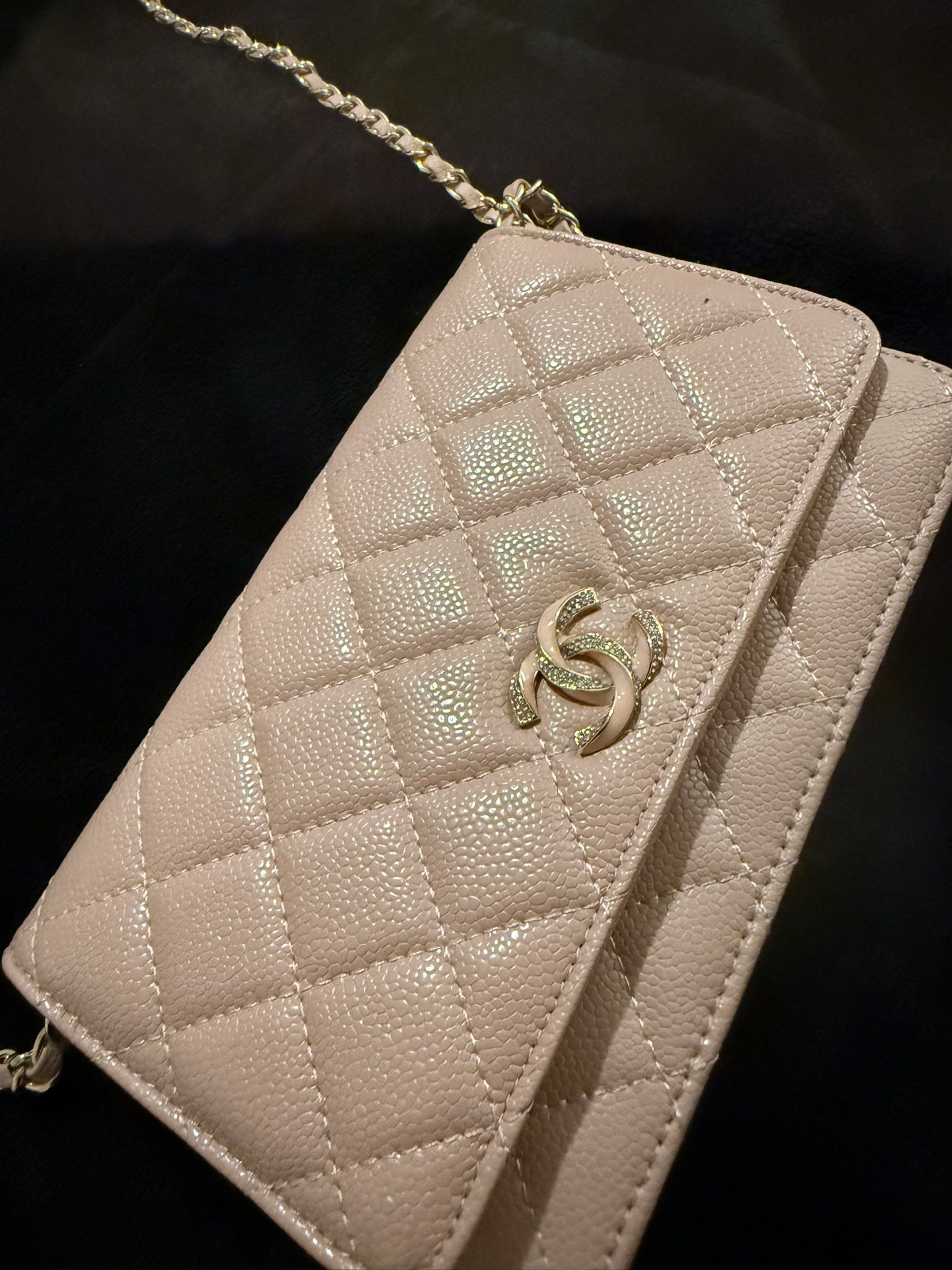 Chanel cream and gold leather Purse