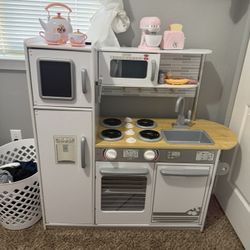Kids Kitchen