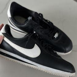 Nike Shoes Cortez Basic Leather