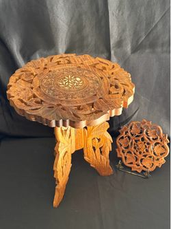 Hand carved small table/plant stand and trivet