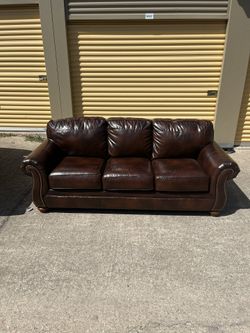 Very Nice Dark Brown Couch FREE DELIVERY