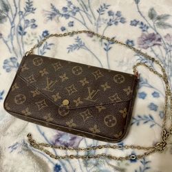 Authentic Louis Vuitton Félicie Pochette – Pre-Owned – Good Condition