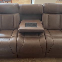 Charter Leather 91" Power Zero Gravity Reclining Sofa With Power Headrest Power Drop Down Tray Table & USB | Cup Holders | Adjustable Headrests