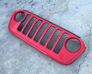 2018–2023 Jeep Wrangler Front Main Grille OEM Used Factory Original 