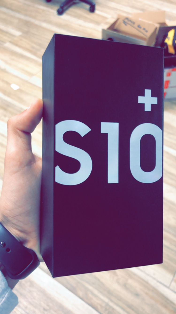 Samsung Galaxy S10+ : S10 Plus Like New Factory Unlocked 128Gb Retails For $999 Plus Tax